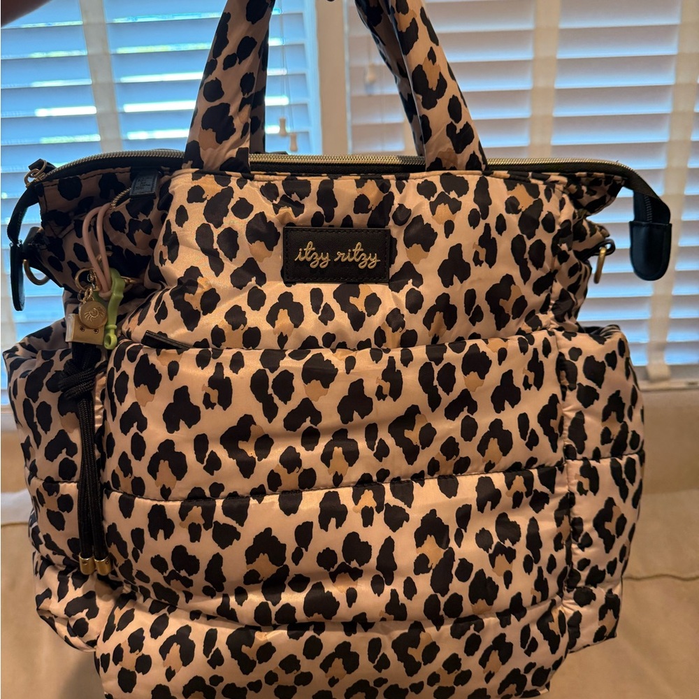 Itzy Ritzy Leopard Quilted Baby Tote Bag - Black & Cream